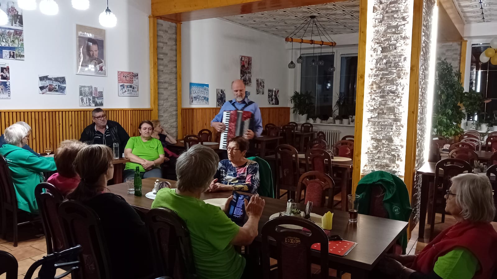 večer s harmonikou 3