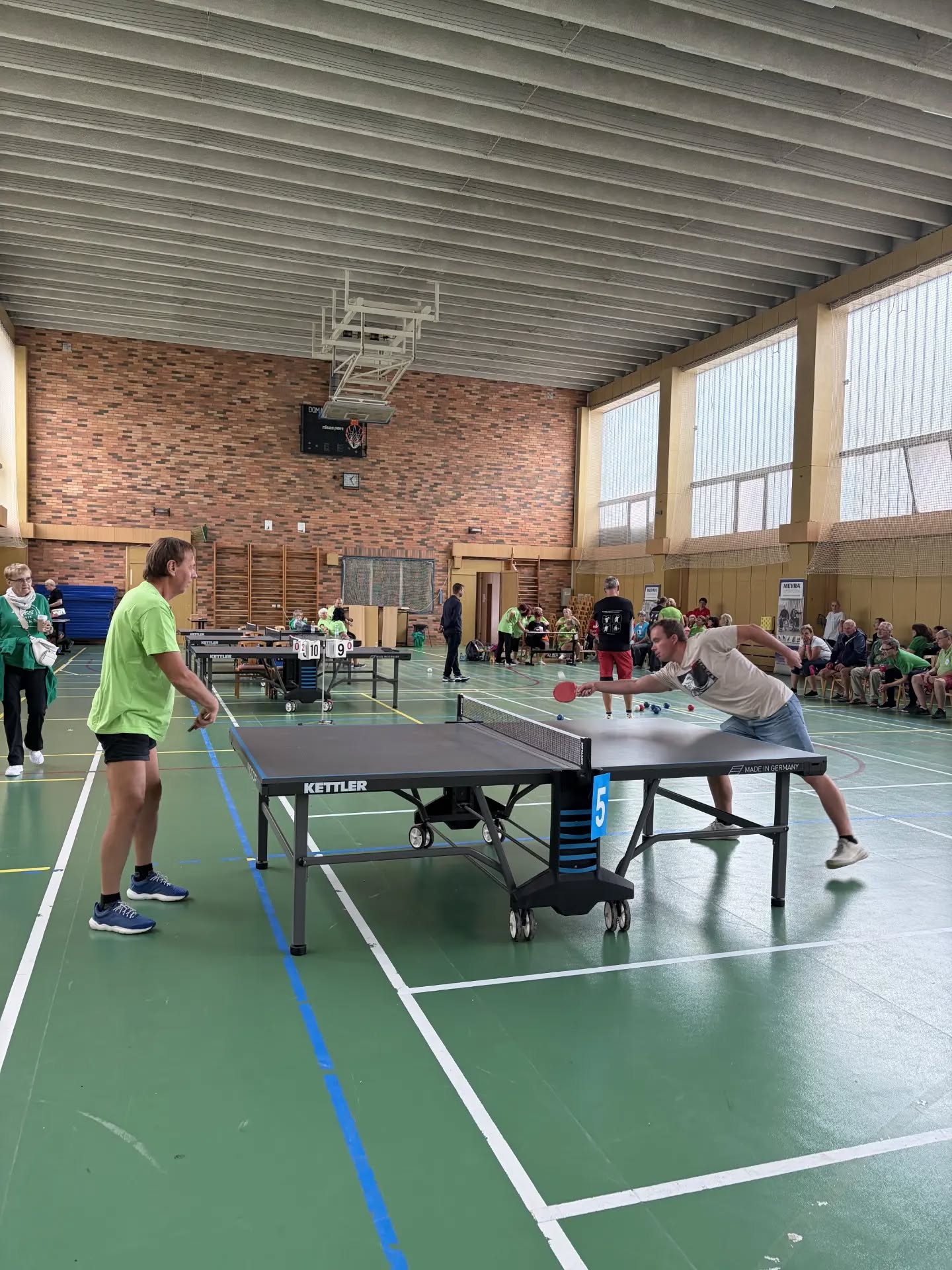 pingpong Jakub+Bohouš