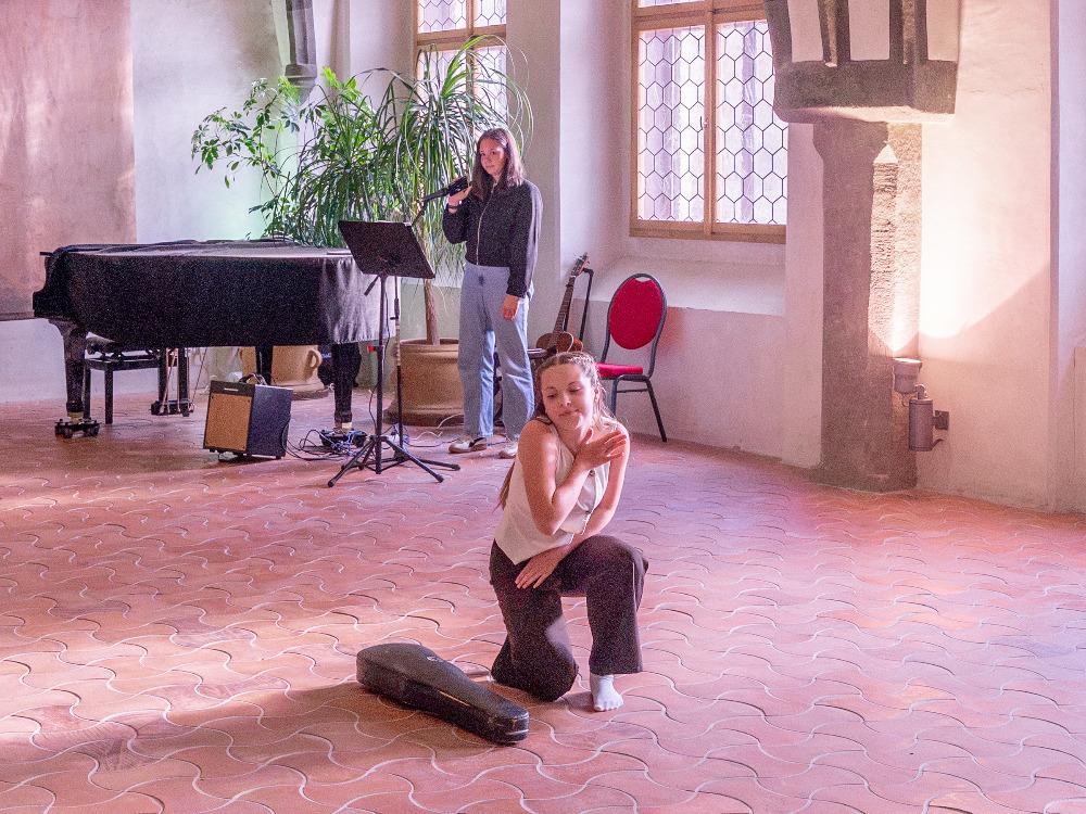 NART DANCE SCHOOL čie ste husličky