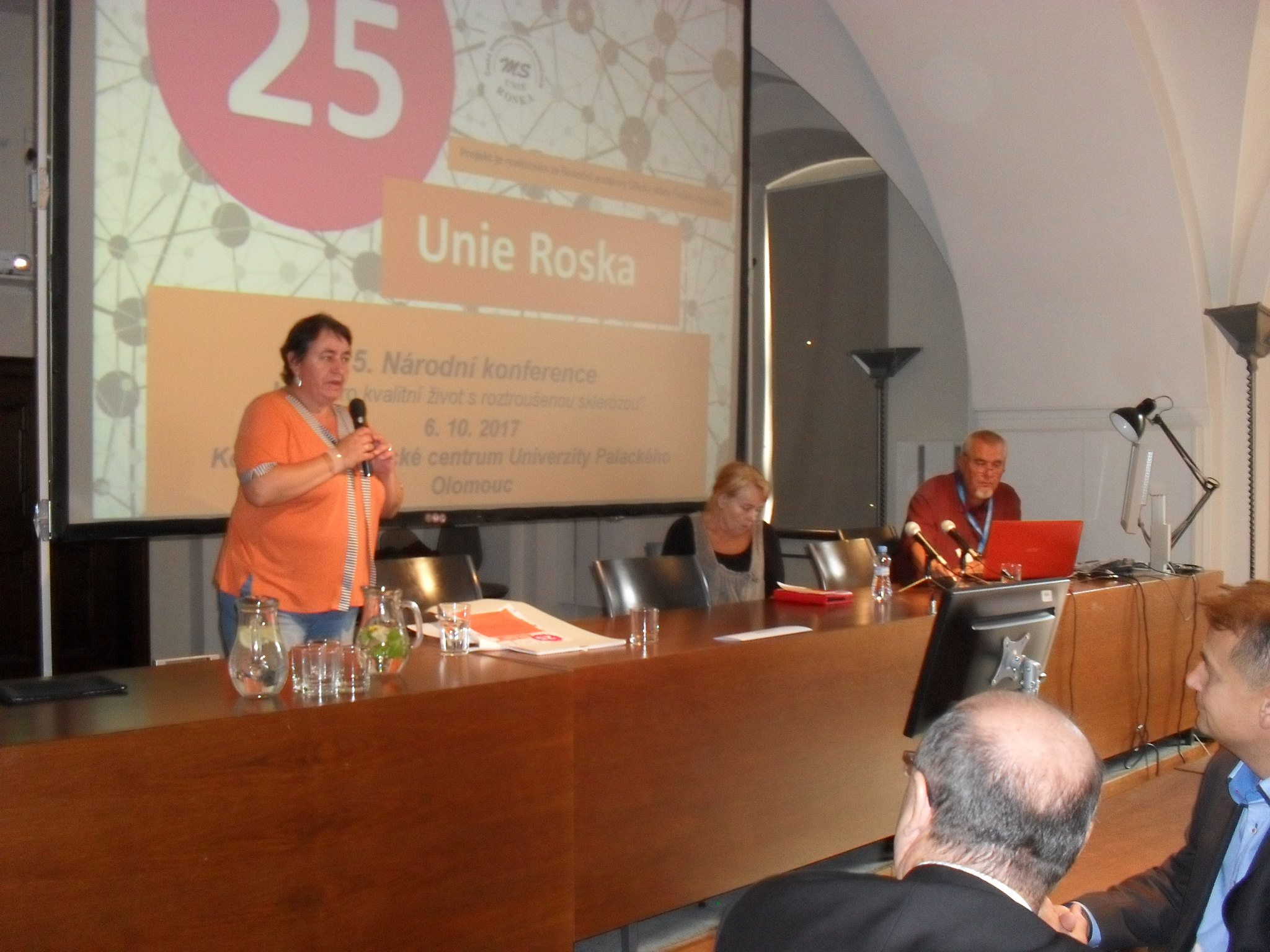 Konference (16)